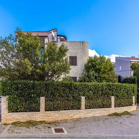 Апартаменты Ilija Njavro - With Balcony Ядраново