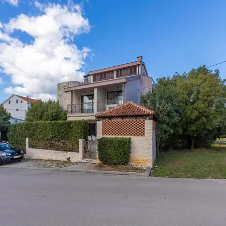 Ilija Njavro - With Balcony Апартаменты *