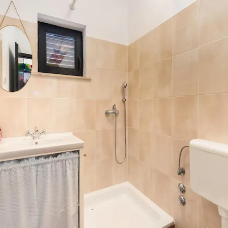 Ilija Njavro - With Balcony Ядраново